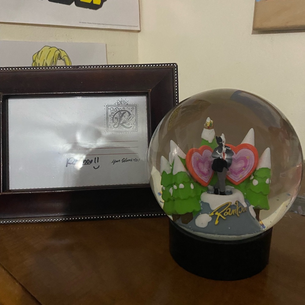Ranboo Snowglobe